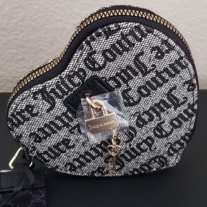Juicy Couture Status Black Beige Eastside Westside Heart Zip Around Wallet NWT